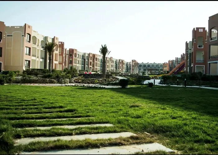 Oyster Bay Resort, One Bedroom Front Apartment, Marsa Alam Абу-Дабаб