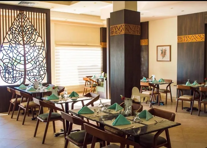 Oyster Bay Resort, One Bedroom Front Apartment, Marsa Alam Абу-Дабаб
